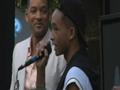 News video: Will y Jade Smith presentan 